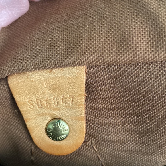 Authentic Louis Vuitton speedy 30 - Picture 14 of 15